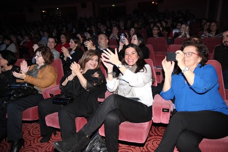 Bernard Sauvat Au Casino Du Liban